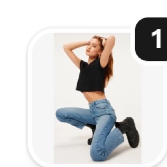 Good American Light Blue Denim Jeans - Picture 8 of 8